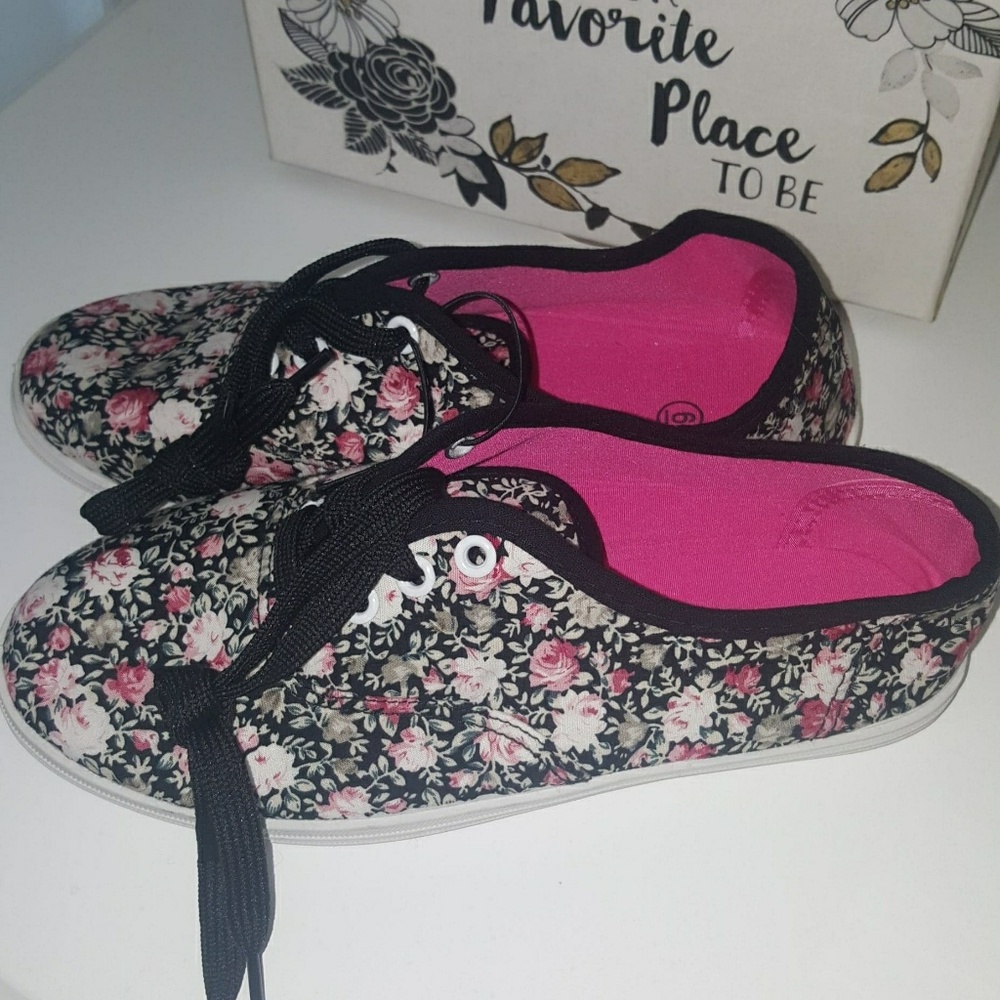 plimsolls shoes
